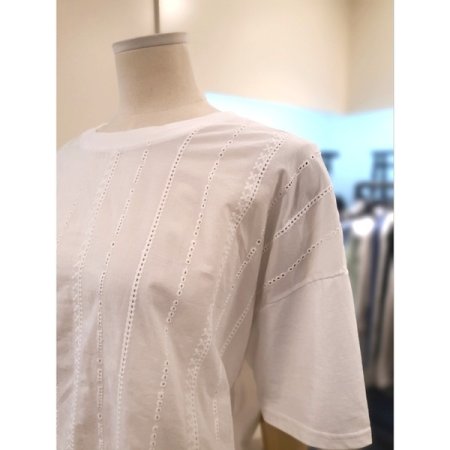 밑단 밴딩 펀칭 티셔츠 화이트