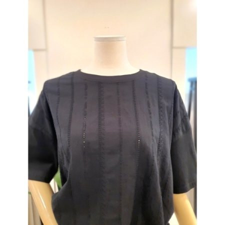 밑단 밴딩 펀칭 반팔티 블랙