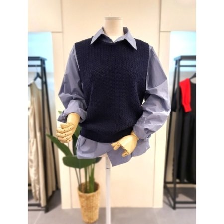 펀칭 니트 베스트 네이비