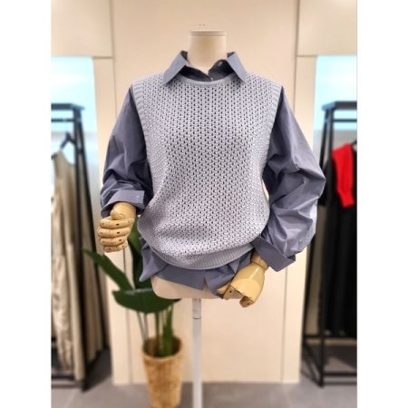 펀칭 니트 베스트 네이비