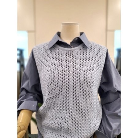 펀칭 니트 조끼 스카이블루