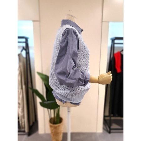 펀칭 니트 조끼 스카이블루