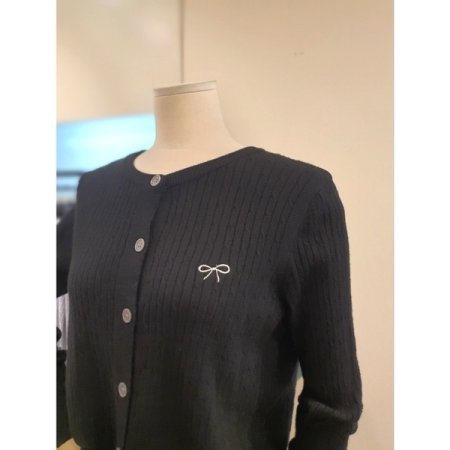 리본 꽈배기 니트 가디건 블랙