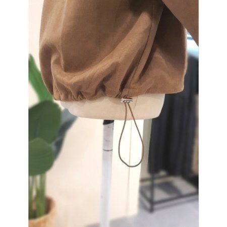 스웨이드 스트링 점퍼 브라운