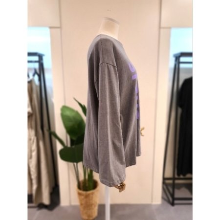 컬러 프린팅 루즈핏 긴팔티 다크그레이