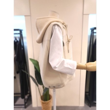 후드 탈부착 니트 조끼 크림