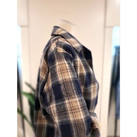 스카이 체크 셔츠 네이비