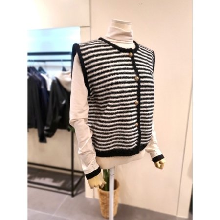 버튼 스트라이프 니트 조끼 블랙