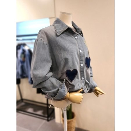 하트 패치 스트링 데님 셔츠 블루