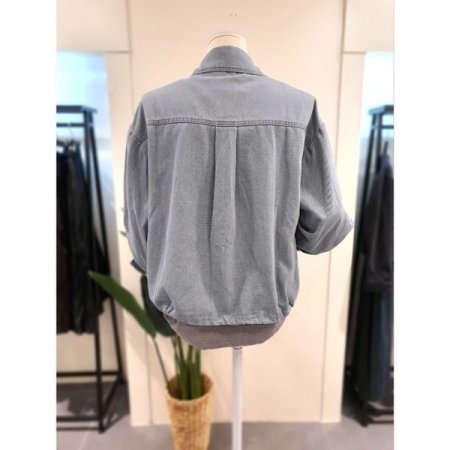 하트 패치 스트링 데님 셔츠 블루