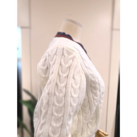 패치 꽈배기 니트 가디건 아이보리