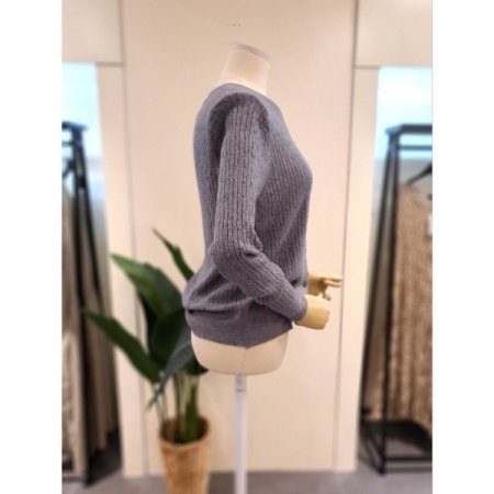 라운드넥 리본 자수 가디건 4색상