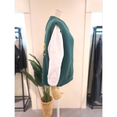 하트 버튼 니트 베스트 그린