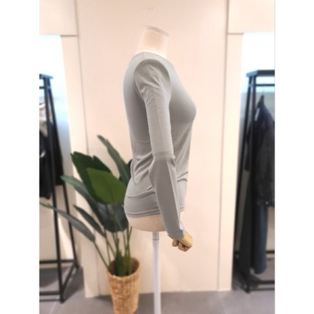 베이직 라운드넥 긴팔 티셔츠 카키