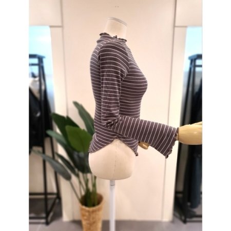 둥근밑단 단가라 골지 물결티 브라운