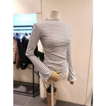둥근밑단 스트라이프 물결티셔츠 아이보