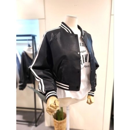 바시티 레더 점퍼 블랙