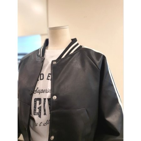 바시티 레더 점퍼 블랙