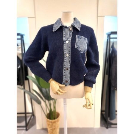 데님 배색 카라 니트 가디건 베이지