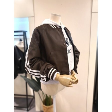 에코 가죽 라인 점퍼 브라운