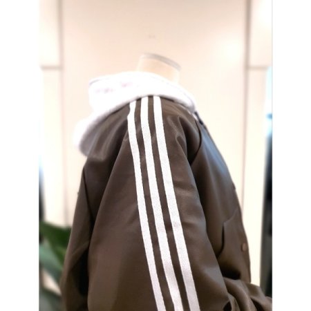 에코 가죽 라인 점퍼 브라운