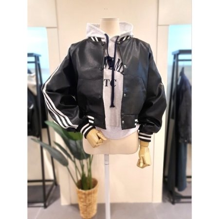 에코 가죽 라인 점퍼 라이트베이지