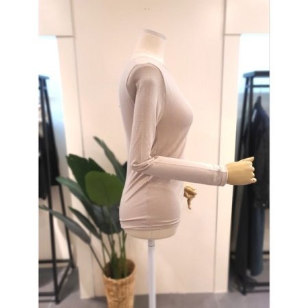 찰떡 라운드넥 긴팔 티셔츠 베이지