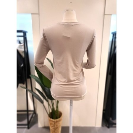 찰떡 라운드넥 긴팔 티셔츠 베이지