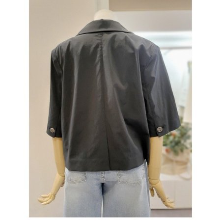 하프슬리브크롭자켓