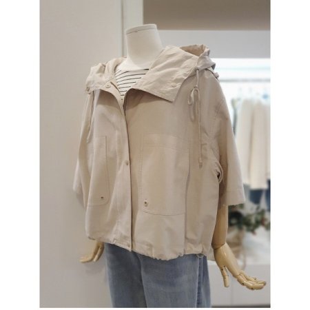 하프슬리브후드점퍼