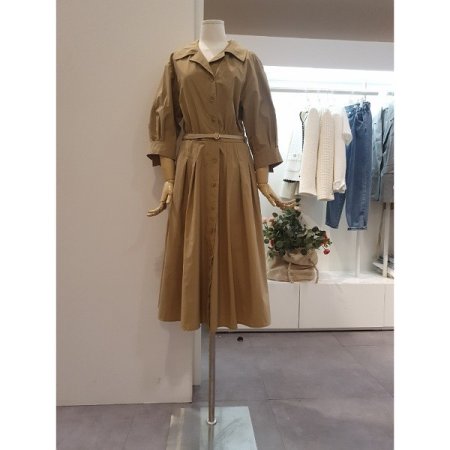 벨티드주름원피스