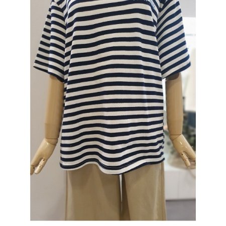 라운드스트라이프티셔츠