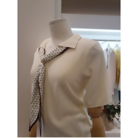 스카프카라니트