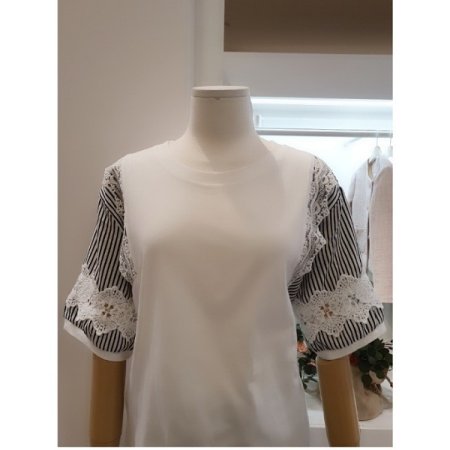 라운드루즈핏티셔츠