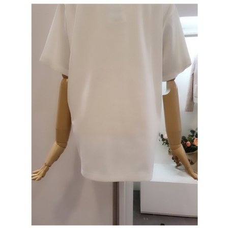 라운드반팔티셔츠