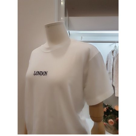 라운드낵레터링티셔츠