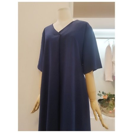 브이넥루즈핏셔링원피스