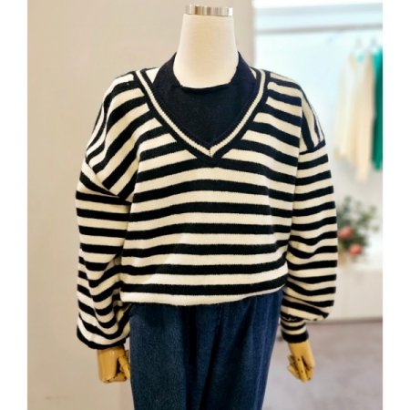 스트라이프스트링니트