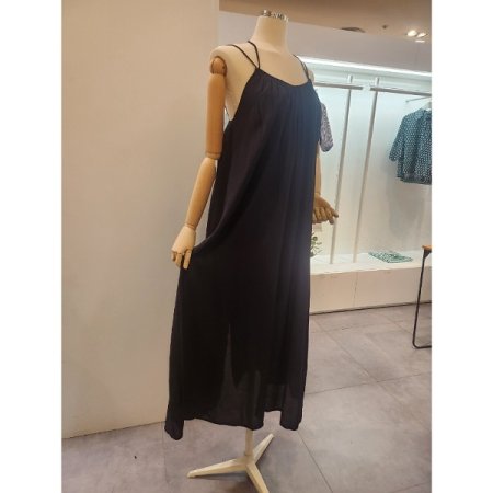 셔링 끈 뒷트임 원피스