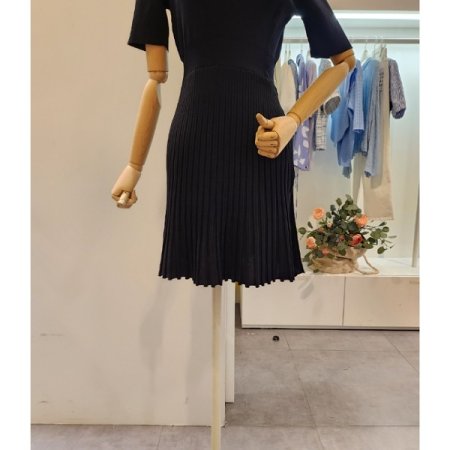 어깨트임 미니 니트원피스