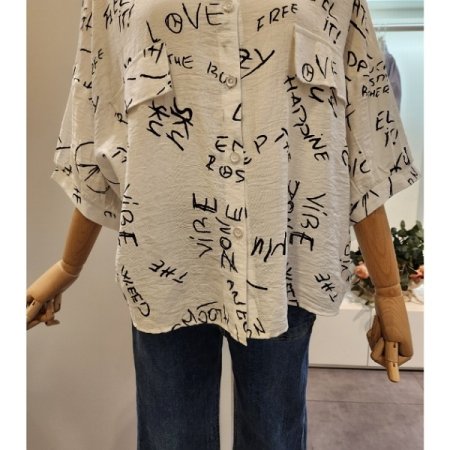 영문 레터링 카라 셔츠