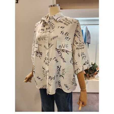 영문 레터링 카라 셔츠