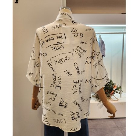 영문 레터링 카라 셔츠