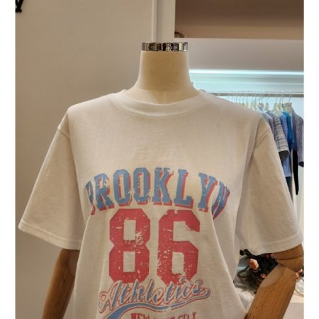 숫자 레터링 반팔 티셔츠