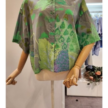 카리넥 프린트 셔츠