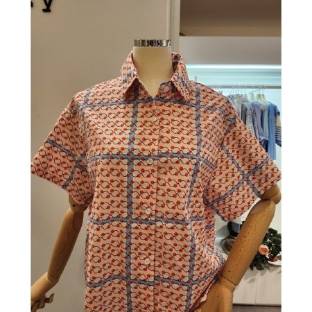 동그라미 패턴 카라 셔츠