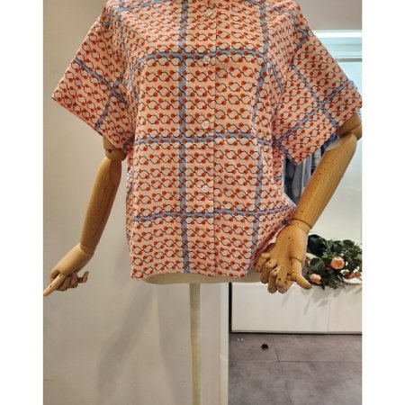 동그라미 패턴 카라 셔츠