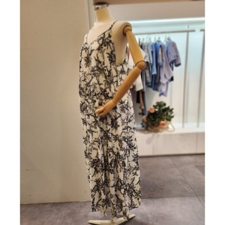 잔꽃 프린트 끈 롱 원피스