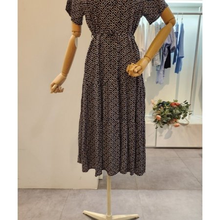 네모 패턴 허리 끈 원피스