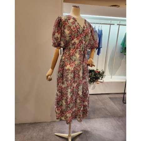 핑크 플라워 퍼프소매 원피스